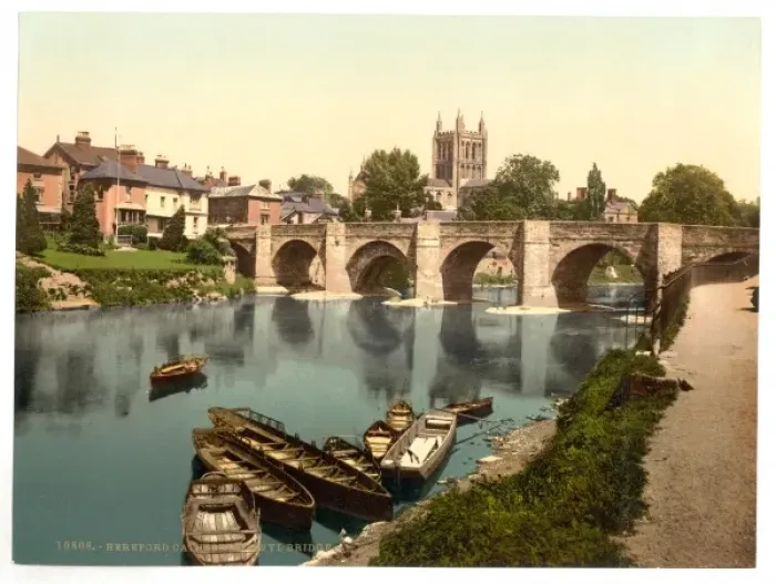 Framed Print : Cathedral and Wye bridge, Hereford, England Framed Print : Cathedral and Wye bridge, Hereford, England