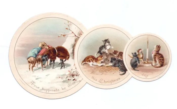 Framed Print : Cats and dogs on a three-part Christmas card Framed Print : Cats and dogs on a three-part Christmas card