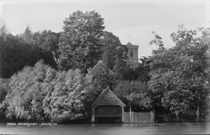 Framed Print : Caversham Riverside Scene Framed Print : Caversham Riverside Scene