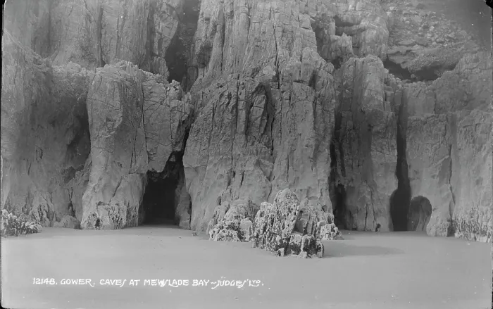 Framed Print : Caves at Mewlade Bay Framed Print : Caves at Mewlade Bay