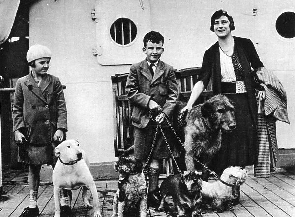 Cecil Aldins dogs go to join him in Majorca