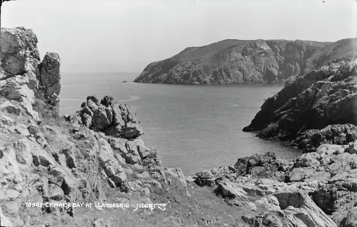Framed Print : Cemaes Bay at Llanbadrig Framed Print : Cemaes Bay at Llanbadrig