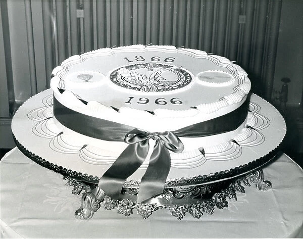 The centenary birthday cake weighing 40lb at the Centena?