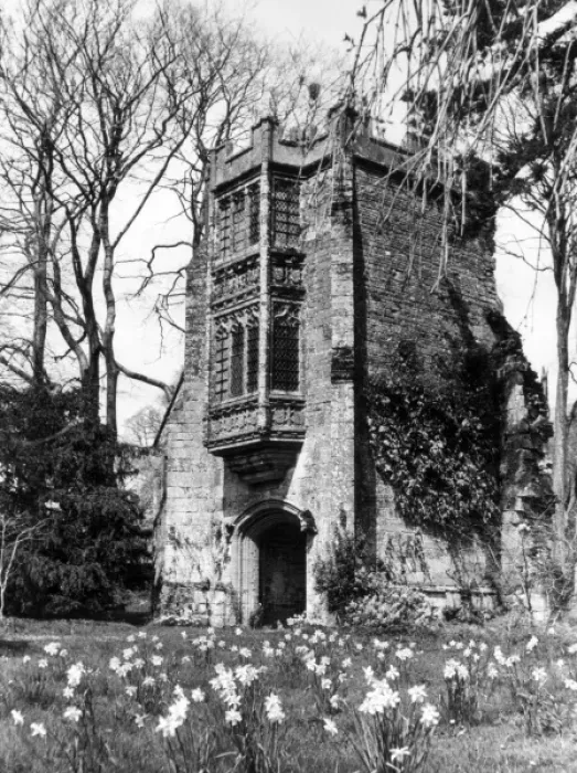 Framed Print : Cerne Abbas Gatehouse Framed Print : Cerne Abbas Gatehouse