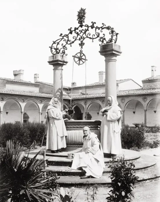 Framed Print : Certosa Monastery, Florence, Carthusian monks at the well Framed Print : Certosa Monastery, Florence, Carthusian monks at the well