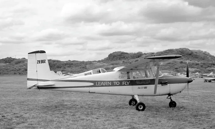 Framed Print : Cessna 172 ZK-BUZ Framed Print : Cessna 172 ZK-BUZ