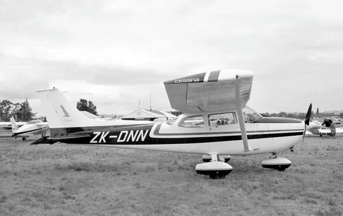 Framed Print : Cessna 172M Skyhawk ZK-DNN Framed Print : Cessna 172M Skyhawk ZK-DNN