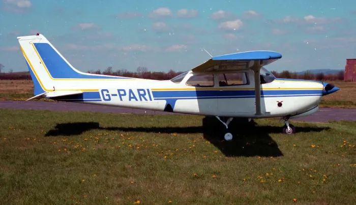 Framed Print : Cessna 172RG Cutlass RG G-PARI Framed Print : Cessna 172RG Cutlass RG G-PARI
