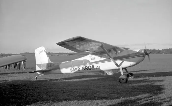 Framed Print : Cessna 180 ZK-BJX Framed Print : Cessna 180 ZK-BJX