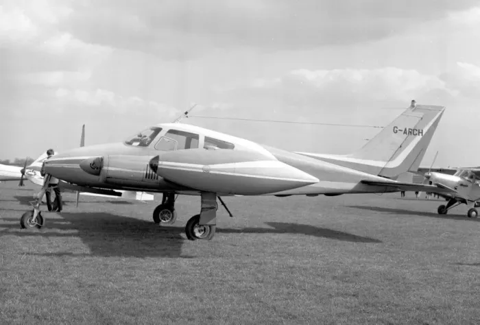 Framed Print : Cessna 310D G-ARCH Framed Print : Cessna 310D G-ARCH