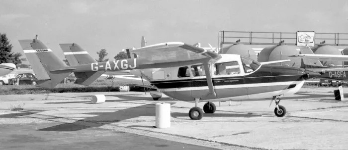 Framed Print : Cessna 337D Super Skymaster G-AXGJ Framed Print : Cessna 337D Super Skymaster G-AXGJ