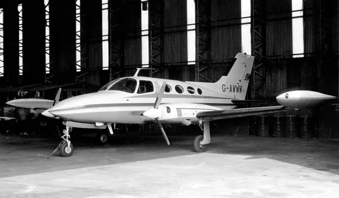 Framed Print : Cessna 401 G-AWWW Framed Print : Cessna 401 G-AWWW
