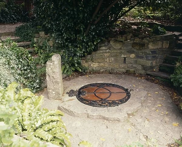 Chalice Well, Glastonbury Tor, Somerset