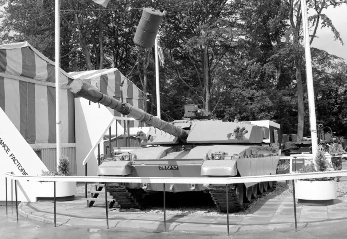 Framed Print : Challenger 1 tank Framed Print : Challenger 1 tank