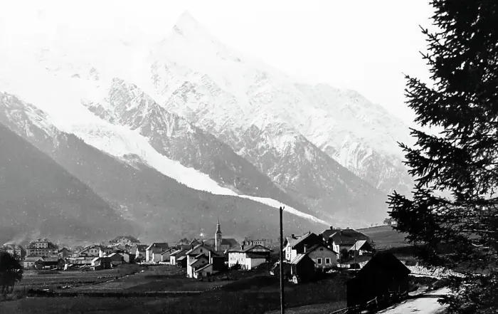 Framed Print : Chamonix and Mont Blanc, Victorian period
