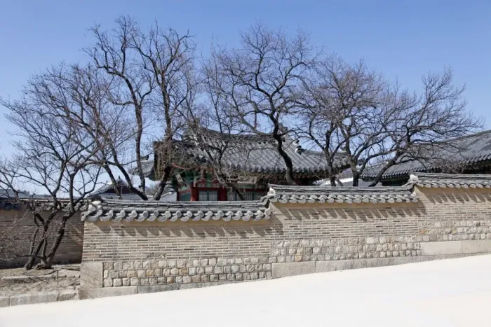Framed Print : Changdeokgung Palace in Seoul, South Korea Framed Print : Changdeokgung Palace in Seoul, South Korea