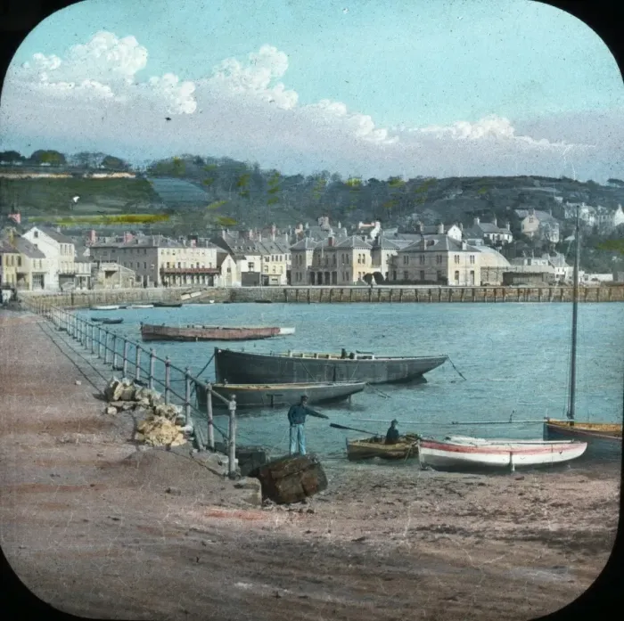 Framed Print : The Channel Islands - (The) Harbour St Aubins Framed Print : The Channel Islands - (The) Harbour St Aubins