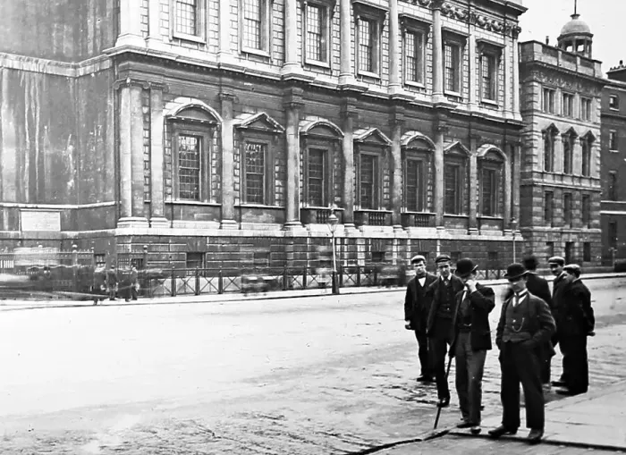 Framed Print : Chapel Royal, Whitehall, London early 1900s Framed Print : Chapel Royal, Whitehall, London early 1900s
