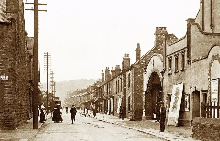 Framed Print : Chapeltown Station Road early 1900s Framed Print : Chapeltown Station Road early 1900s