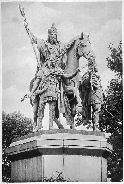Charlemagne Statue