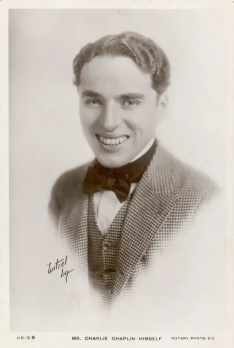 Framed Print : Charlie Chaplin / Himself Framed Print : Charlie Chaplin / Himself