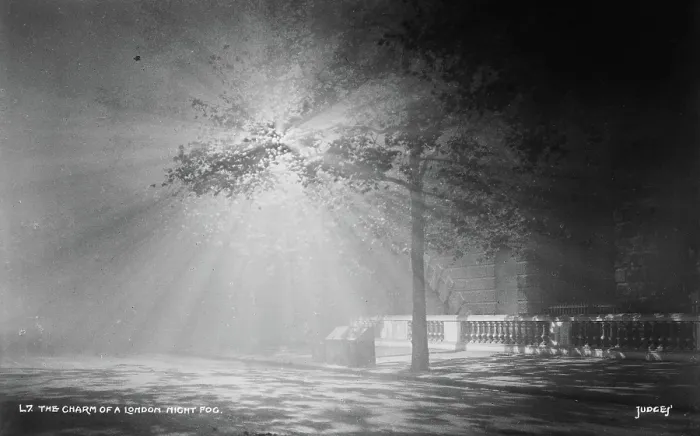 Framed Print : The Charm of a London Night Fog Framed Print : The Charm of a London Night Fog