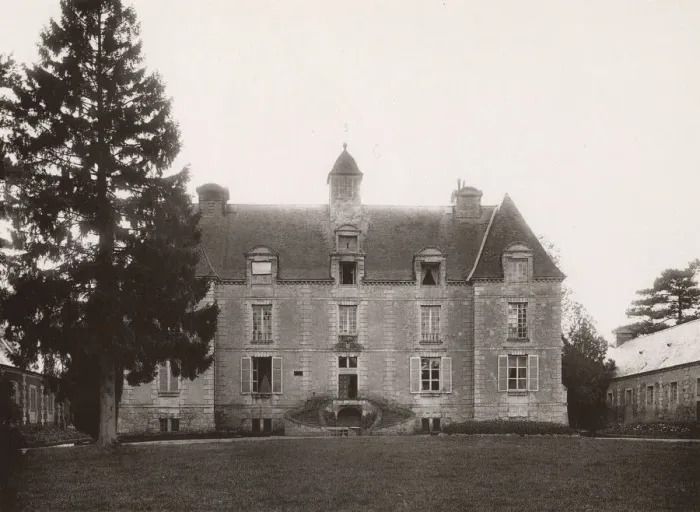 Framed Print : Chateau d Equay, France - Main Facade Framed Print : Chateau d Equay, France - Main Facade