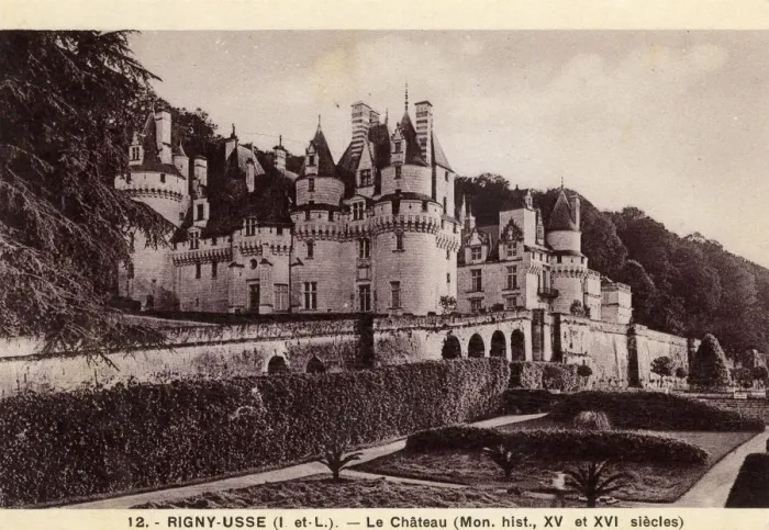 Framed Print : The Chateau at Rigny-Usse - Loire Valley, France Framed Print : The Chateau at Rigny-Usse - Loire Valley, France