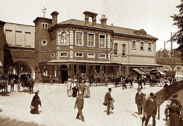 Chelmsford Railway Station early 1900s