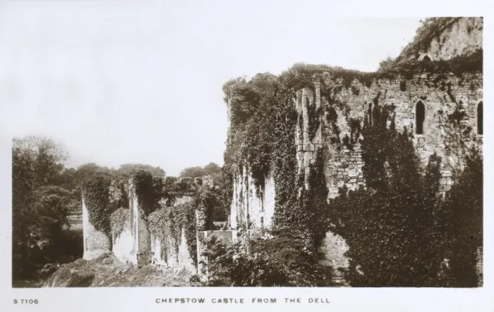 Framed Print : Chepstow Castle viewed from the Dell Framed Print : Chepstow Castle viewed from the Dell