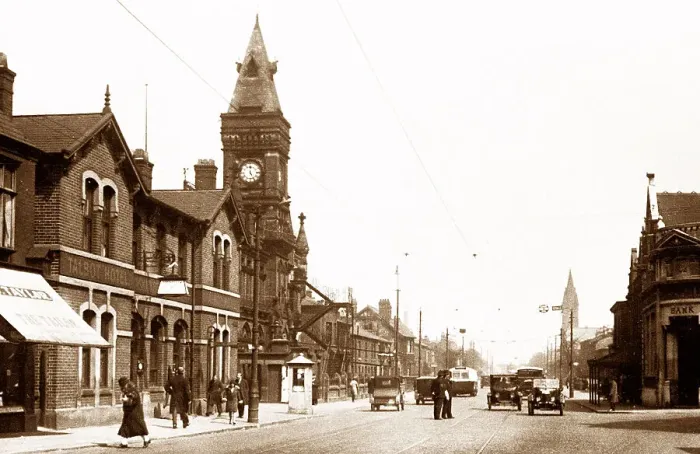 Framed Print : Chester Road, Stretford Framed Print : Chester Road, Stretford
