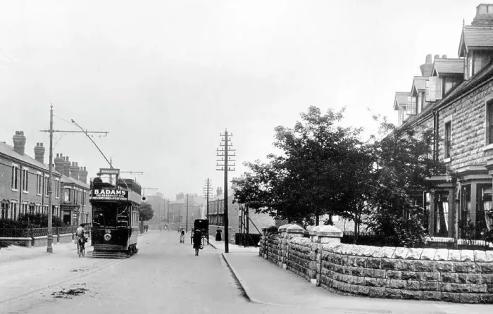 Framed Print : Chesterfield Road, Mansfield early 1900's Framed Print : Chesterfield Road, Mansfield early 1900's