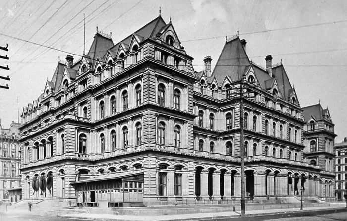 Framed Print : Chicago Post Office, Chicago, USA Framed Print : Chicago Post Office, Chicago, USA