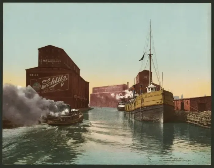 Framed Print : Chicago River elevators Framed Print : Chicago River elevators