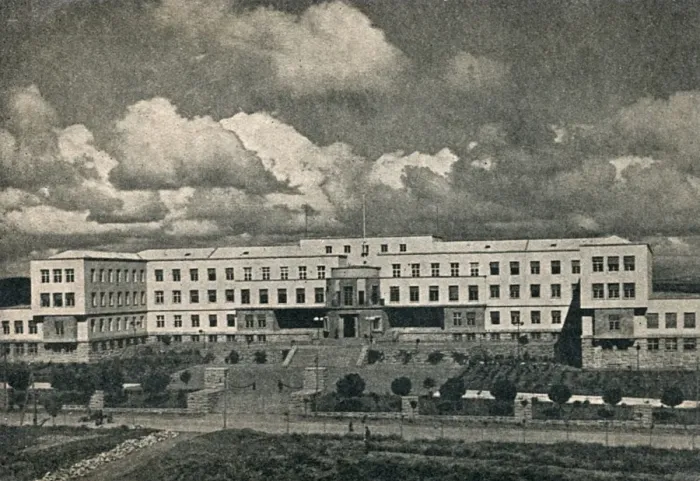 Framed Print : Chief of Staff Building, Ankara, Turkey Framed Print : Chief of Staff Building, Ankara, Turkey