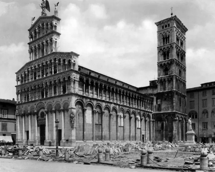 Framed Print : Chiesa di San Michele, Lucca, Tuscany, Italy Framed Print : Chiesa di San Michele, Lucca, Tuscany, Italy