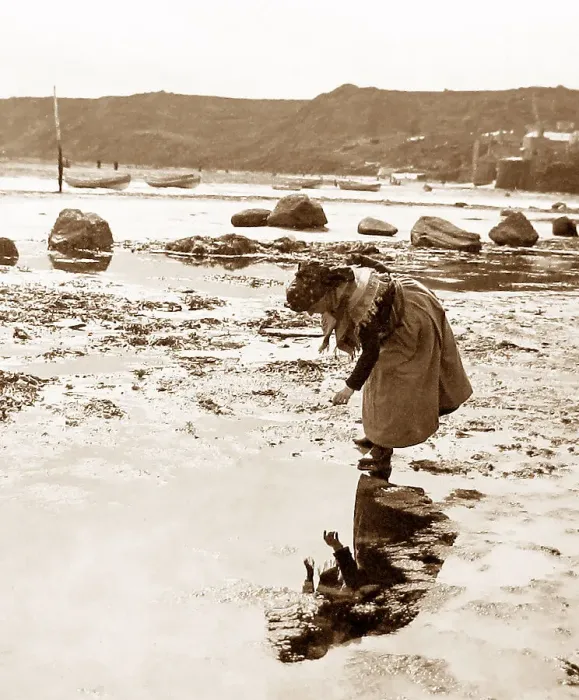 Framed Print : Child on Newlyn beach Framed Print : Child on Newlyn beach