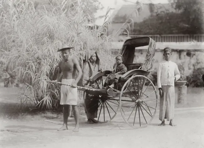 Framed Print : Child in a rickshaw, jinrikisha, Singapore
