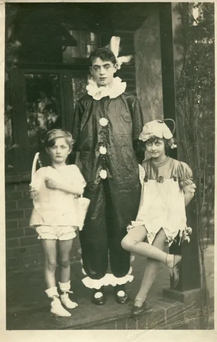 Framed Print : Three children in fancy dress, as cupid, a clown or pierrot Framed Print : Three children in fancy dress, as cupid, a clown or pierrot