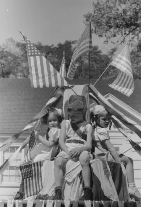 Framed Print : Children on float in Fourth of July parade. Vale, Oregon Framed Print : Children on float in Fourth of July parade. Vale, Oregon