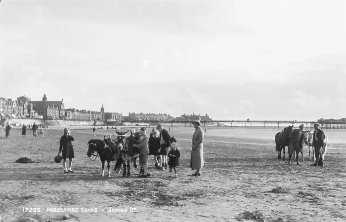 Framed Print : Children and Horses at Morecambe Sands Framed Print : Children and Horses at Morecambe Sands
