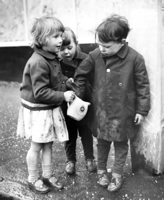 Framed Print : Three children with jug, Balham, SW London Framed Print : Three children with jug, Balham, SW London