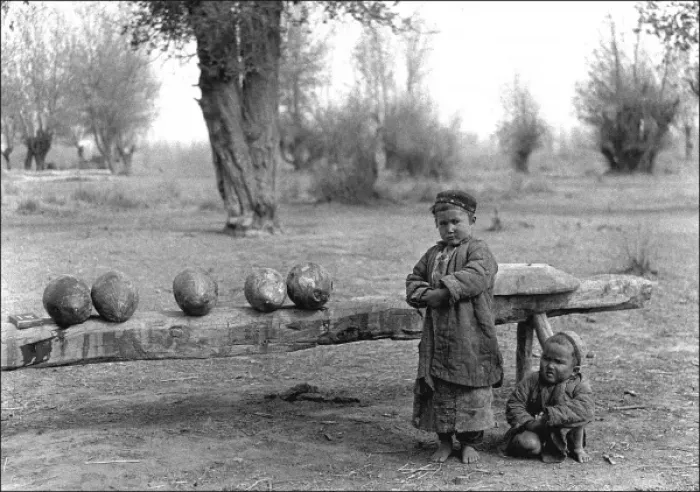 Framed Print : Two children in Kashgar, western China Framed Print : Two children in Kashgar, western China