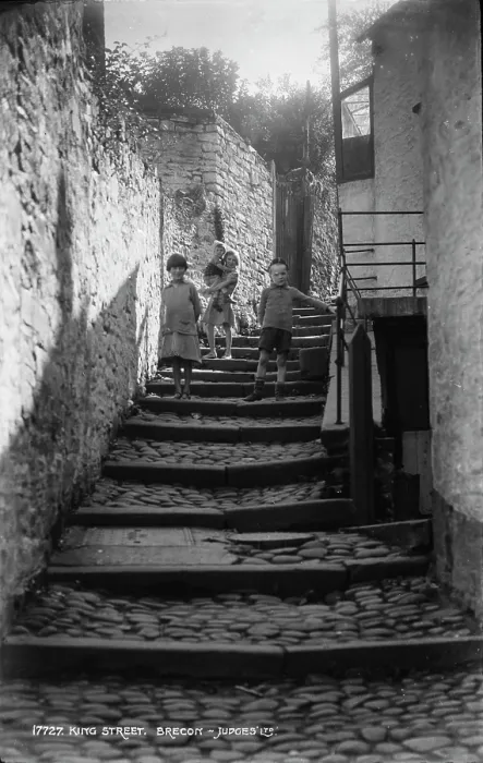 Framed Print : Children on King Street Framed Print : Children on King Street