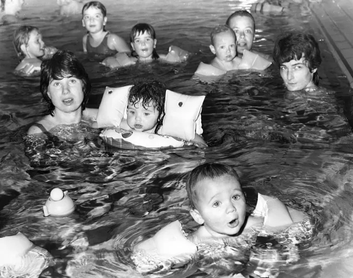 Framed Print : Children learning to swim at the Tadpole Club Framed Print : Children learning to swim at the Tadpole Club