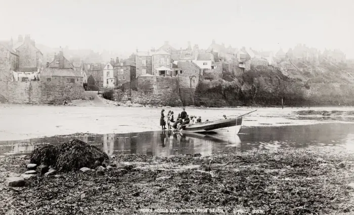 Framed Print : Children on the shore, Robin Hoods Bay, Whitby Yorkshire Framed Print : Children on the shore, Robin Hoods Bay, Whitby Yorkshire