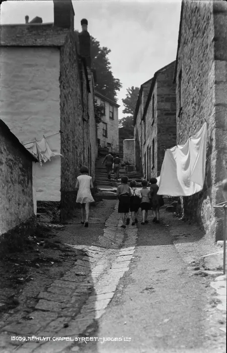 Framed Print : Children Walking Up Chapel Street Framed Print : Children Walking Up Chapel Street