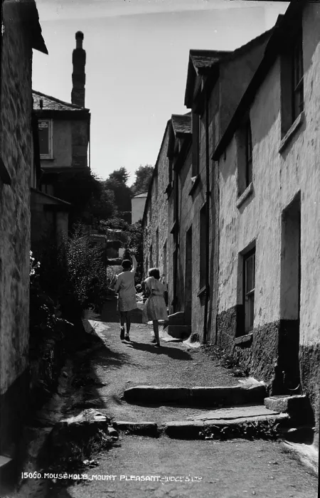 Framed Print : Children Walking in Mount Pleasant Framed Print : Children Walking in Mount Pleasant