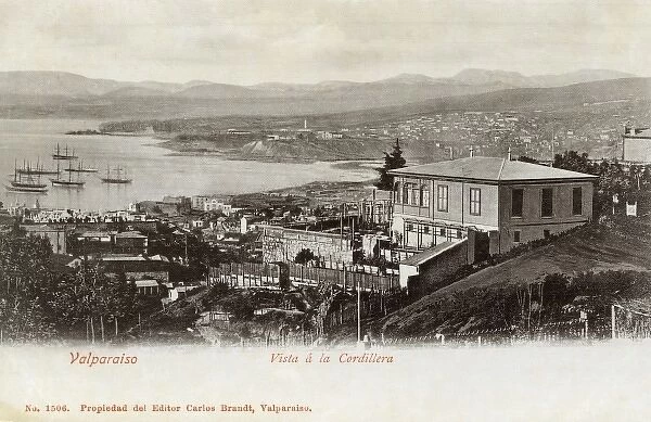 Chile - Valparaiso - View toward the Andes