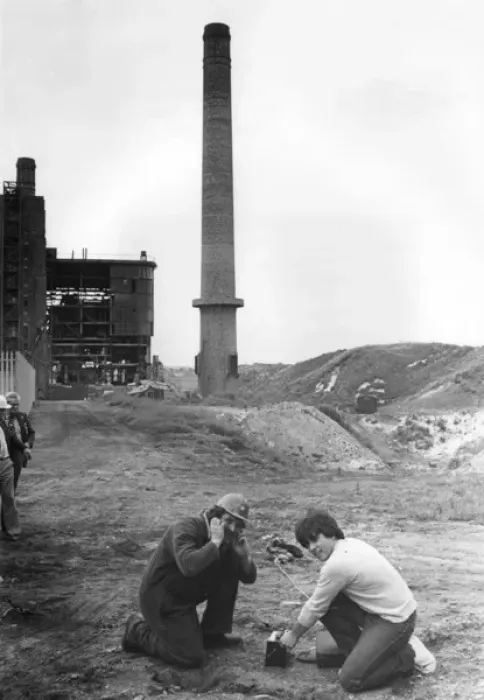 Framed Print : Chimney demolition at Hayle, Cornwall Framed Print : Chimney demolition at Hayle, Cornwall